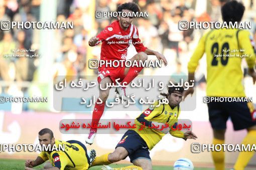762766, Tehran, [*parameter:4*], لیگ برتر فوتبال ایران، Persian Gulf Cup، Week 16، First Leg، Persepolis 1 v 4 Sepahan on 2010/11/29 at Azadi Stadium