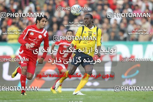 762740, Tehran, [*parameter:4*], لیگ برتر فوتبال ایران، Persian Gulf Cup، Week 16، First Leg، Persepolis 1 v 4 Sepahan on 2010/11/29 at Azadi Stadium