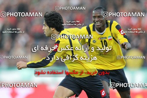 762600, Tehran, [*parameter:4*], Iran Pro League، Persian Gulf Cup، 2010-11 season، First Leg، Week 16، Persepolis v Sepahan on 2010/11/29 at Azadi Stadium  / ([*parameter:140*] - [*parameter:139*]) (14)