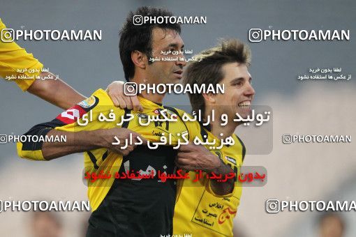 762475, Tehran, [*parameter:4*], لیگ برتر فوتبال ایران، Persian Gulf Cup، Week 16، First Leg، Persepolis 1 v 4 Sepahan on 2010/11/29 at Azadi Stadium