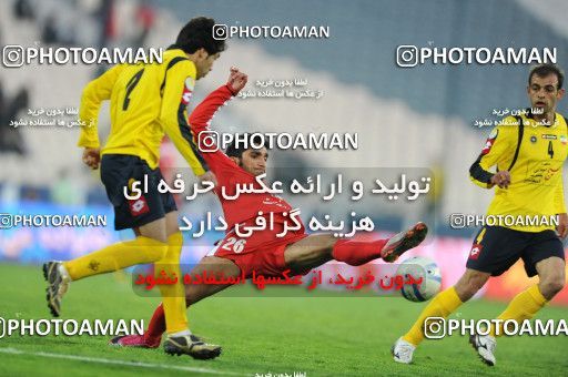 765809, Tehran, [*parameter:4*], لیگ برتر فوتبال ایران، Persian Gulf Cup، Week 16، First Leg، Persepolis 1 v 4 Sepahan on 2010/11/29 at Azadi Stadium