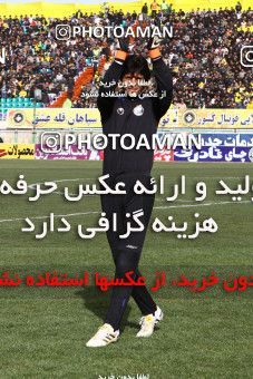 761254, Isfahan,Fooladshahr, [*parameter:4*], لیگ برتر فوتبال ایران، Persian Gulf Cup، Week 25، Second Leg، Sepahan 1 v 1 Esteghlal on 2011/02/24 at Foolad Shahr Stadium