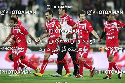 760731, Tehran, [*parameter:4*], لیگ برتر فوتبال ایران، Persian Gulf Cup، Week 29، Second Leg، Esteghlal 1 v 2 Tractor Sazi on 2011/04/10 at Azadi Stadium