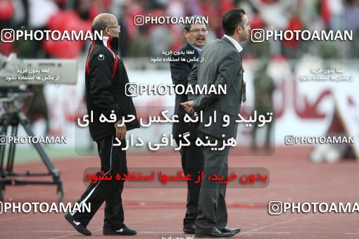 760832, Tehran, [*parameter:4*], لیگ برتر فوتبال ایران، Persian Gulf Cup، Week 29، Second Leg، Esteghlal 1 v 2 Tractor Sazi on 2011/04/10 at Azadi Stadium