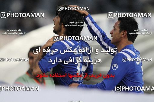 763009, Tehran, [*parameter:4*], لیگ برتر فوتبال ایران، Persian Gulf Cup، Week 29، Second Leg، Esteghlal 1 v 2 Tractor Sazi on 2011/04/10 at Azadi Stadium