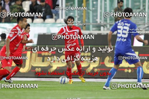 763047, Tehran, [*parameter:4*], لیگ برتر فوتبال ایران، Persian Gulf Cup، Week 29، Second Leg، Esteghlal 1 v 2 Tractor Sazi on 2011/04/10 at Azadi Stadium