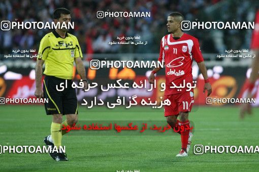 760682, Tehran, [*parameter:4*], لیگ برتر فوتبال ایران، Persian Gulf Cup، Week 29، Second Leg، Esteghlal 1 v 2 Tractor Sazi on 2011/04/10 at Azadi Stadium