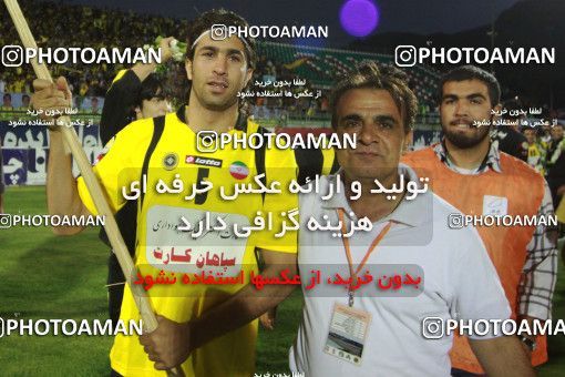801125, Isfahan,Fooladshahr, [*parameter:4*], لیگ برتر فوتبال ایران، Persian Gulf Cup، Week 33، Second Leg، Sepahan 0 v 0 Persepolis on 2011/05/15 at Azadi Stadium