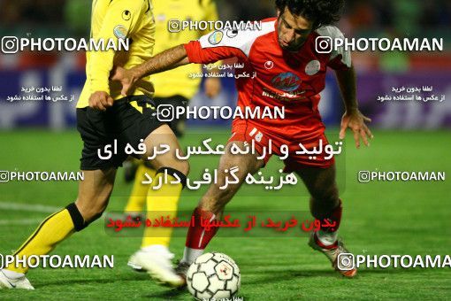 800292, Tehran, [*parameter:4*], لیگ برتر فوتبال ایران، Persian Gulf Cup، Week 12، First Leg، Persepolis 3 v 2 Sepahan on 2008/10/26 at Azadi Stadium