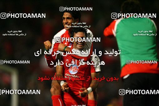 766302, Tehran, [*parameter:4*], لیگ برتر فوتبال ایران، Persian Gulf Cup، Week 12، First Leg، Persepolis 3 v 2 Sepahan on 2008/10/26 at Azadi Stadium