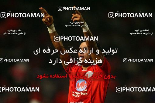 766365, Tehran, [*parameter:4*], لیگ برتر فوتبال ایران، Persian Gulf Cup، Week 12، First Leg، Persepolis 3 v 2 Sepahan on 2008/10/26 at Azadi Stadium