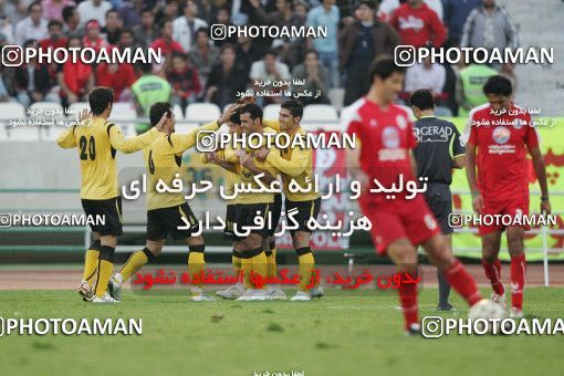 801029, Tehran, [*parameter:4*], لیگ برتر فوتبال ایران، Persian Gulf Cup، Week 12، First Leg، Persepolis 3 v 2 Sepahan on 2008/10/26 at Azadi Stadium