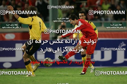 800900, Tehran, [*parameter:4*], لیگ برتر فوتبال ایران، Persian Gulf Cup، Week 12، First Leg، Persepolis 3 v 2 Sepahan on 2008/10/26 at Azadi Stadium