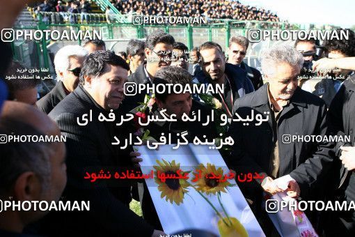 800452, Isfahan,Fooladshahr, [*parameter:4*], لیگ برتر فوتبال ایران، Persian Gulf Cup، Week 20، Second Leg، Sepahan 2 v 1 Esteghlal on 2008/12/30 at Foolad Shahr Stadium