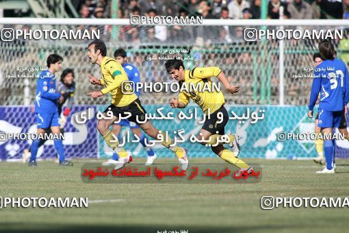 765924, Isfahan,Fooladshahr, [*parameter:4*], لیگ برتر فوتبال ایران، Persian Gulf Cup، Week 20، Second Leg، Sepahan 2 v 1 Esteghlal on 2008/12/30 at Foolad Shahr Stadium