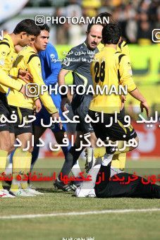 765913, Isfahan,Fooladshahr, [*parameter:4*], لیگ برتر فوتبال ایران، Persian Gulf Cup، Week 20، Second Leg، Sepahan 2 v 1 Esteghlal on 2008/12/30 at Foolad Shahr Stadium