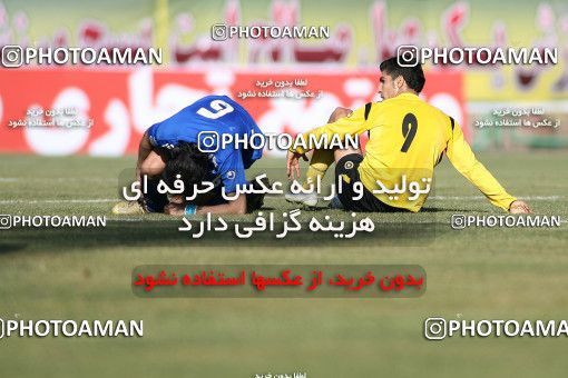 765927, Isfahan,Fooladshahr, [*parameter:4*], لیگ برتر فوتبال ایران، Persian Gulf Cup، Week 20، Second Leg، Sepahan 2 v 1 Esteghlal on 2008/12/30 at Foolad Shahr Stadium