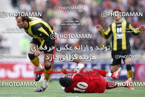 771300, Tehran, , جام حذفی فوتبال ایران, Eighth final, , Persepolis 1 v 0 Sepahan on 2009/04/30 at Azadi Stadium