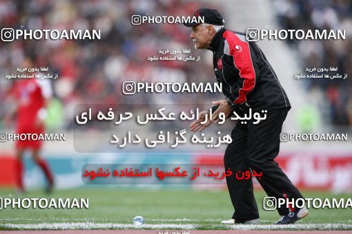 771295, Tehran, , Iranian Hazfi Cup, 1.8 round, Khorramshahr Cup, Persepolis ۱ v ۰ Sepahan on 2009/04/30 at Azadi Stadium