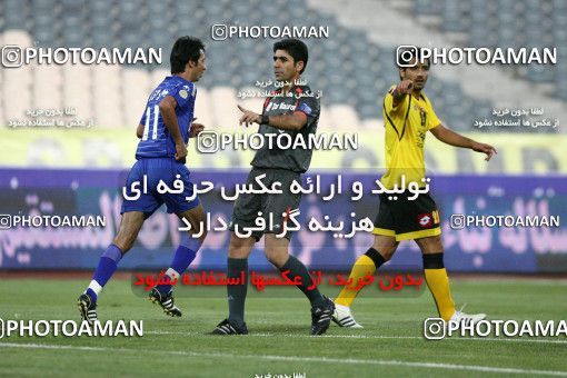 766898, Tehran, Iran, لیگ برتر فوتبال ایران، Persian Gulf Cup، Week 1، First Leg، Esteghlal 1 v 0 Sepahan on 2009/08/07 at Azadi Stadium