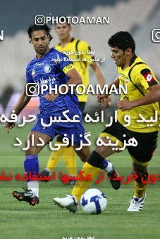 766857, Tehran, Iran, لیگ برتر فوتبال ایران، Persian Gulf Cup، Week 1، First Leg، Esteghlal 1 v 0 Sepahan on 2009/08/07 at Azadi Stadium