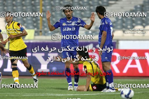 766816, Tehran, Iran, لیگ برتر فوتبال ایران، Persian Gulf Cup، Week 1، First Leg، Esteghlal 1 v 0 Sepahan on 2009/08/07 at Azadi Stadium