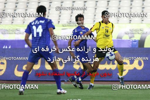 766795, Tehran, Iran, لیگ برتر فوتبال ایران، Persian Gulf Cup، Week 1، First Leg، Esteghlal 1 v 0 Sepahan on 2009/08/07 at Azadi Stadium
