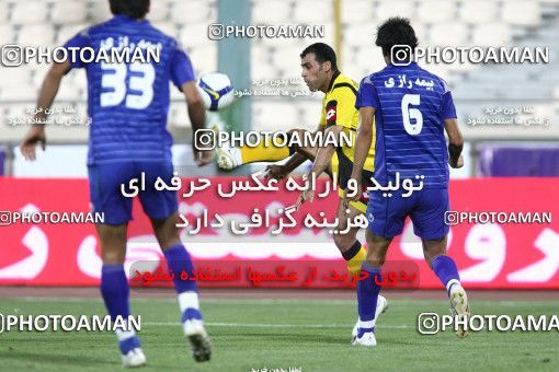 766756, Tehran, Iran, لیگ برتر فوتبال ایران، Persian Gulf Cup، Week 1، First Leg، Esteghlal 1 v 0 Sepahan on 2009/08/07 at Azadi Stadium