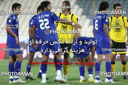 766796, Tehran, Iran, لیگ برتر فوتبال ایران، Persian Gulf Cup، Week 1، First Leg، Esteghlal 1 v 0 Sepahan on 2009/08/07 at Azadi Stadium