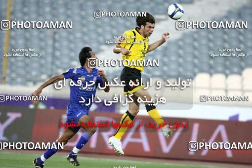 770912, Tehran, Iran, لیگ برتر فوتبال ایران، Persian Gulf Cup، Week 1، First Leg، Esteghlal 1 v 0 Sepahan on 2009/08/07 at Azadi Stadium