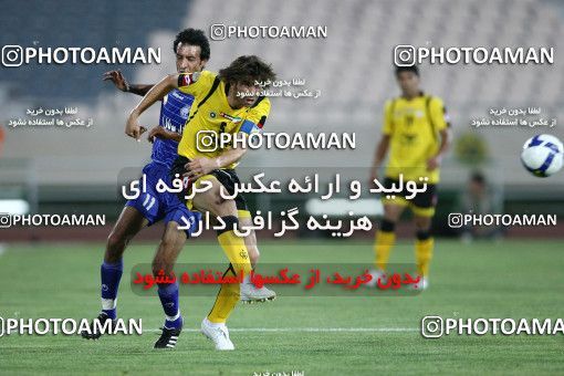 770779, Tehran, Iran, لیگ برتر فوتبال ایران، Persian Gulf Cup، Week 1، First Leg، Esteghlal 1 v 0 Sepahan on 2009/08/07 at Azadi Stadium