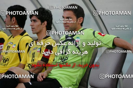 770222, Tehran, Iran, لیگ برتر فوتبال ایران، Persian Gulf Cup، Week 1، First Leg، Esteghlal 1 v 0 Sepahan on 2009/08/07 at Azadi Stadium