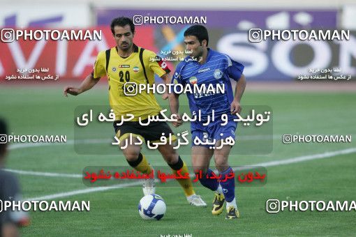 770227, Tehran, Iran, لیگ برتر فوتبال ایران، Persian Gulf Cup، Week 1، First Leg، Esteghlal 1 v 0 Sepahan on 2009/08/07 at Azadi Stadium