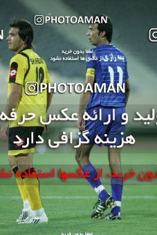 770270, Tehran, Iran, لیگ برتر فوتبال ایران، Persian Gulf Cup، Week 1، First Leg، Esteghlal 1 v 0 Sepahan on 2009/08/07 at Azadi Stadium