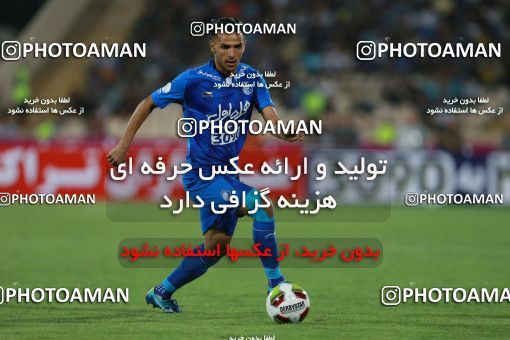 781441, Tehran, [*parameter:4*], لیگ برتر فوتبال ایران، Persian Gulf Cup، Week 3، First Leg، Esteghlal 1 v 0 Tractor Sazi on 2017/08/11 at Azadi Stadium