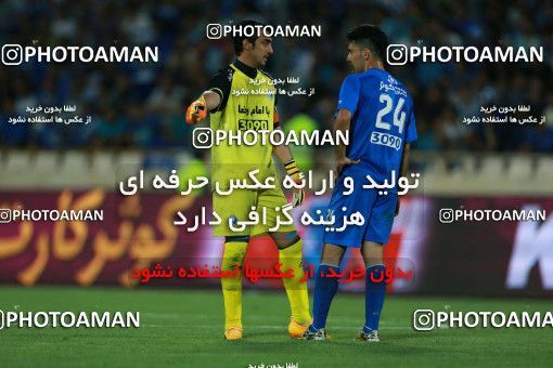786794, Tehran, [*parameter:4*], لیگ برتر فوتبال ایران، Persian Gulf Cup، Week 3، First Leg، Esteghlal 1 v 0 Tractor Sazi on 2017/08/11 at Azadi Stadium