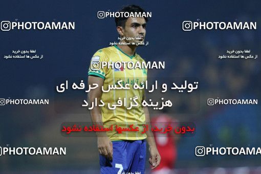 782873, Abadan, [*parameter:4*], لیگ برتر فوتبال ایران، Persian Gulf Cup، Week 3، First Leg، Sanat Naft Abadan 2 v 0 Padideh Mashhad on 2017/08/11 at Takhti Stadium Abadan