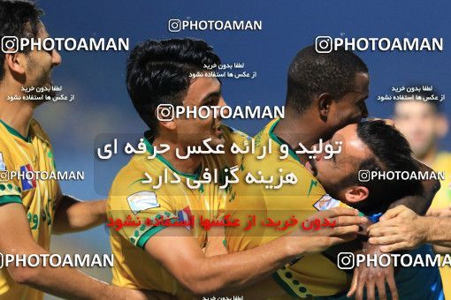793768, Abadan, [*parameter:4*], لیگ برتر فوتبال ایران، Persian Gulf Cup، Week 3، First Leg، Sanat Naft Abadan 2 v 0 Padideh Mashhad on 2017/08/11 at Takhti Stadium Abadan