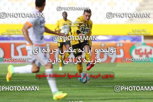795704, Isfahan, [*parameter:4*], لیگ برتر فوتبال ایران، Persian Gulf Cup، Week 25، Second Leg، Sepahan 3 v 1 Saipa on 2017/04/01 at Naghsh-e Jahan Stadium