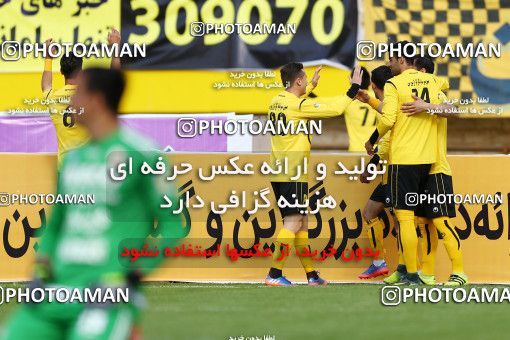 822560, Isfahan, [*parameter:4*], لیگ برتر فوتبال ایران، Persian Gulf Cup، Week 25، Second Leg، Sepahan 3 v 1 Saipa on 2017/04/01 at Naghsh-e Jahan Stadium