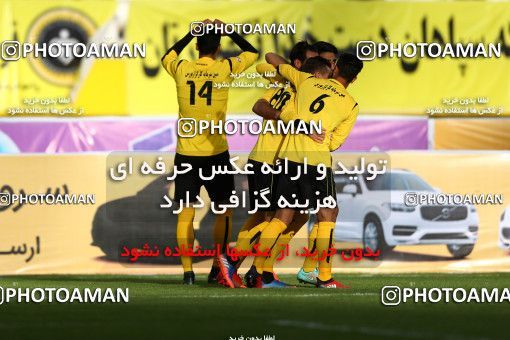 822516, Isfahan, [*parameter:4*], لیگ برتر فوتبال ایران، Persian Gulf Cup، Week 25، Second Leg، Sepahan 3 v 1 Saipa on 2017/04/01 at Naghsh-e Jahan Stadium