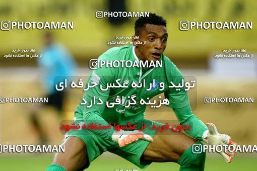 821603, Isfahan, [*parameter:4*], لیگ برتر فوتبال ایران، Persian Gulf Cup، Week 27، Second Leg، Sepahan 1 v 0 Gostaresh Foulad Tabriz on 2017/04/14 at Naghsh-e Jahan Stadium