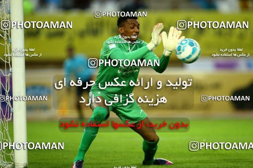 821843, Isfahan, [*parameter:4*], لیگ برتر فوتبال ایران، Persian Gulf Cup، Week 27، Second Leg، Sepahan 1 v 0 Gostaresh Foulad Tabriz on 2017/04/14 at Naghsh-e Jahan Stadium