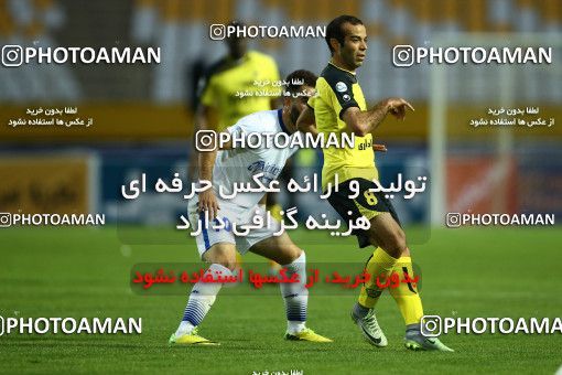 821605, Isfahan, [*parameter:4*], لیگ برتر فوتبال ایران، Persian Gulf Cup، Week 27، Second Leg، Sepahan 1 v 0 Gostaresh Foulad Tabriz on 2017/04/14 at Naghsh-e Jahan Stadium