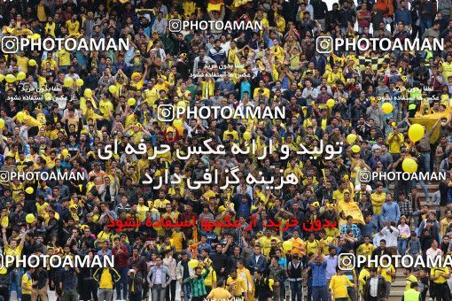 820834, Isfahan, [*parameter:4*], لیگ برتر فوتبال ایران، Persian Gulf Cup، Week 29، Second Leg، Sepahan 2 v 0 Tractor Sazi on 2017/04/29 at Naghsh-e Jahan Stadium