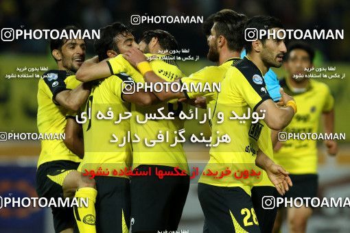 821093, Isfahan, [*parameter:4*], لیگ برتر فوتبال ایران، Persian Gulf Cup، Week 29، Second Leg، Sepahan 2 v 0 Tractor Sazi on 2017/04/29 at Naghsh-e Jahan Stadium