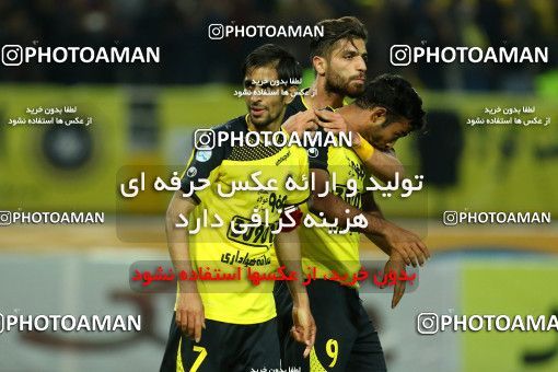 821023, Isfahan, [*parameter:4*], لیگ برتر فوتبال ایران، Persian Gulf Cup، Week 29، Second Leg، Sepahan 2 v 0 Tractor Sazi on 2017/04/29 at Naghsh-e Jahan Stadium