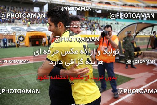 795289, Isfahan, [*parameter:4*], لیگ برتر فوتبال ایران، Persian Gulf Cup، Week 29، Second Leg، Sepahan 2 v 0 Tractor Sazi on 2017/04/29 at Naghsh-e Jahan Stadium
