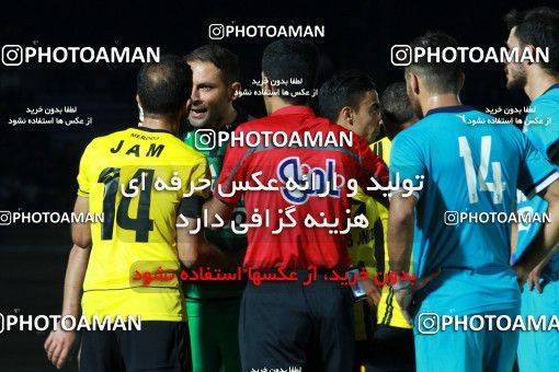 796471, Jam, [*parameter:4*], لیگ برتر فوتبال ایران، Persian Gulf Cup، Week 2، First Leg، Pars Jonoubi Jam 3 v 2 Paykan on 2017/08/04 at Takhti Stadium