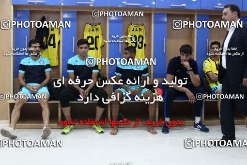 796467, Jam, [*parameter:4*], لیگ برتر فوتبال ایران، Persian Gulf Cup، Week 2، First Leg، Pars Jonoubi Jam 3 v 2 Paykan on 2017/08/04 at Takhti Stadium